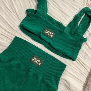 Daily Drills Green Ribbed Workout Set